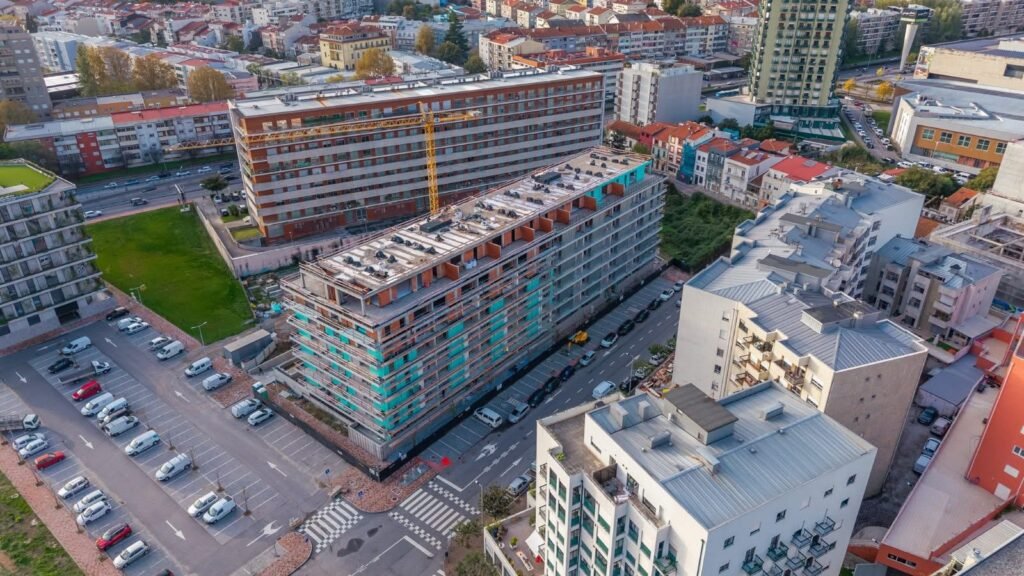 692C795C-64B0-46EC-877D-8999F22980BB