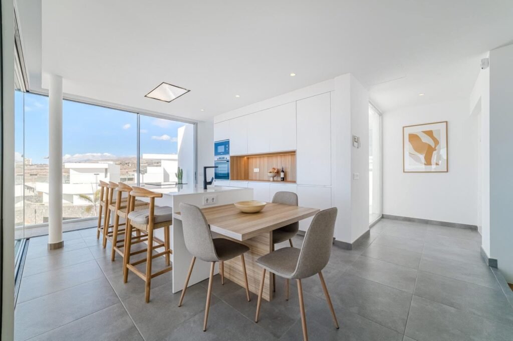 9B2BF5DF-34BE-4C51-AD1D-9FDB17E28654