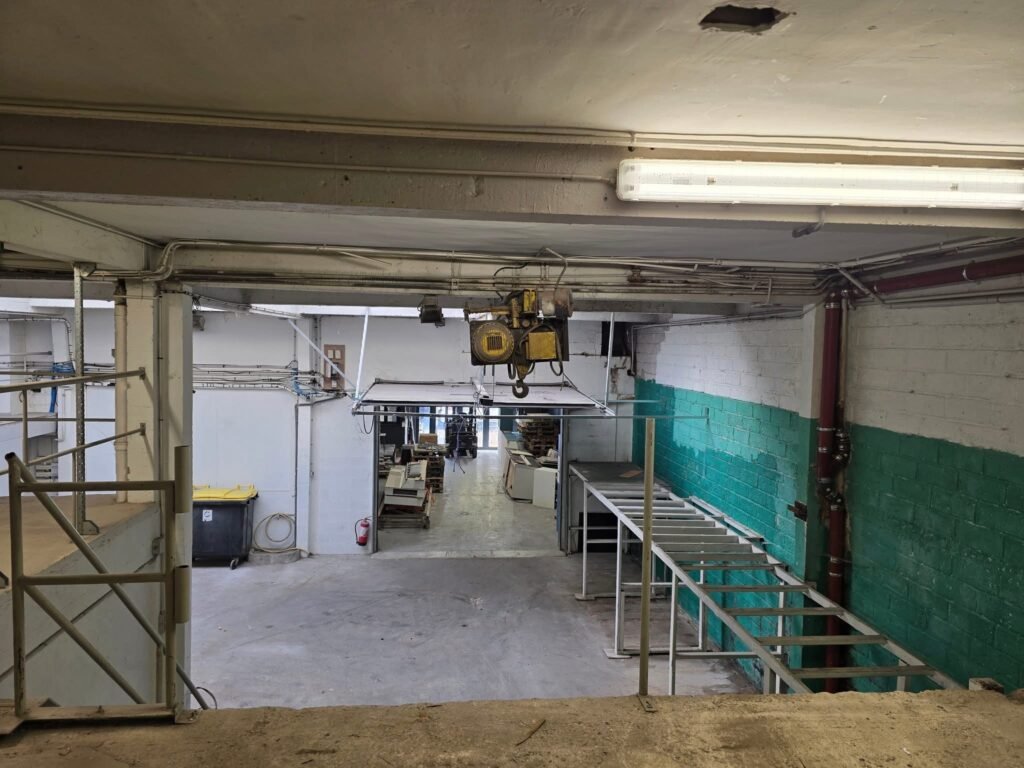 F2DD6161-B664-481B-BF6C-90BECAA54203