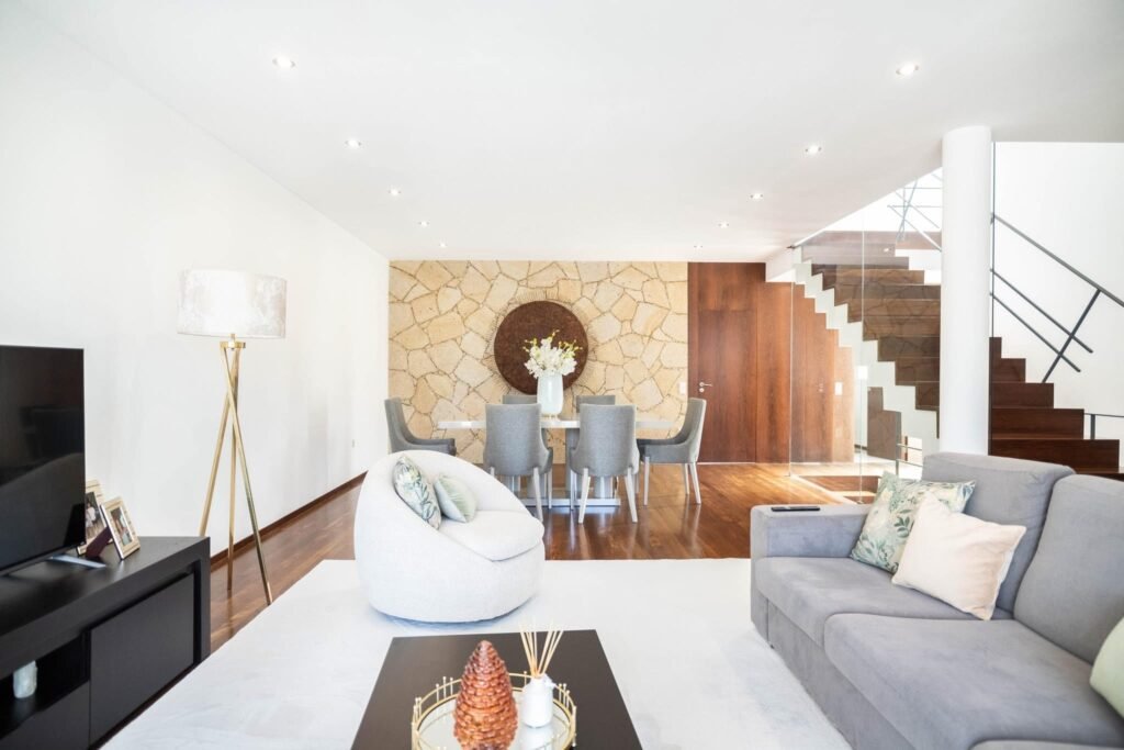 0C1F76E7-03B4-421F-B24A-7974AC9A2F09