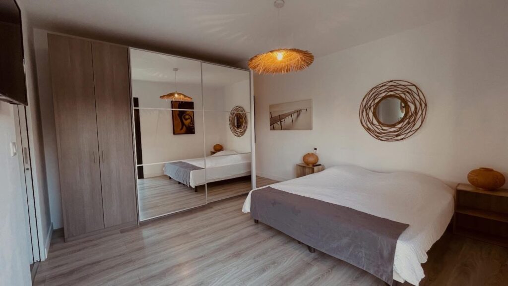 0E3CD9A0-188B-4CD8-A12B-049919DF0021