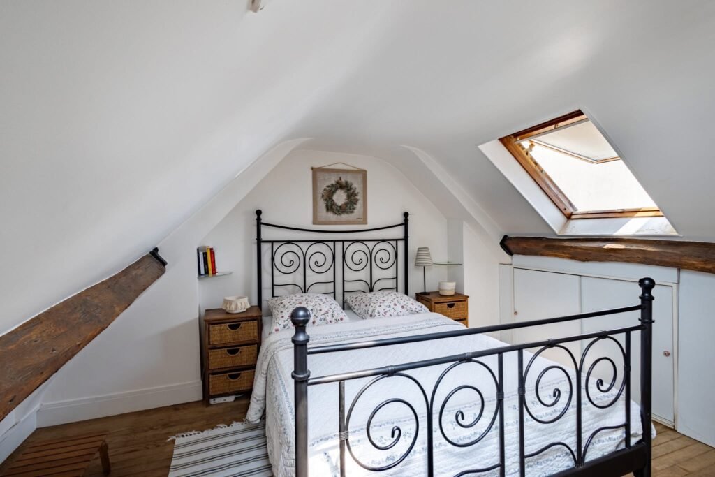 179BB3CB-9DDE-4B6B-815A-D39FC330341F