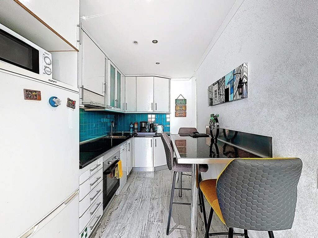 25D2AC7C-8687-424C-97A9-1B1897284995