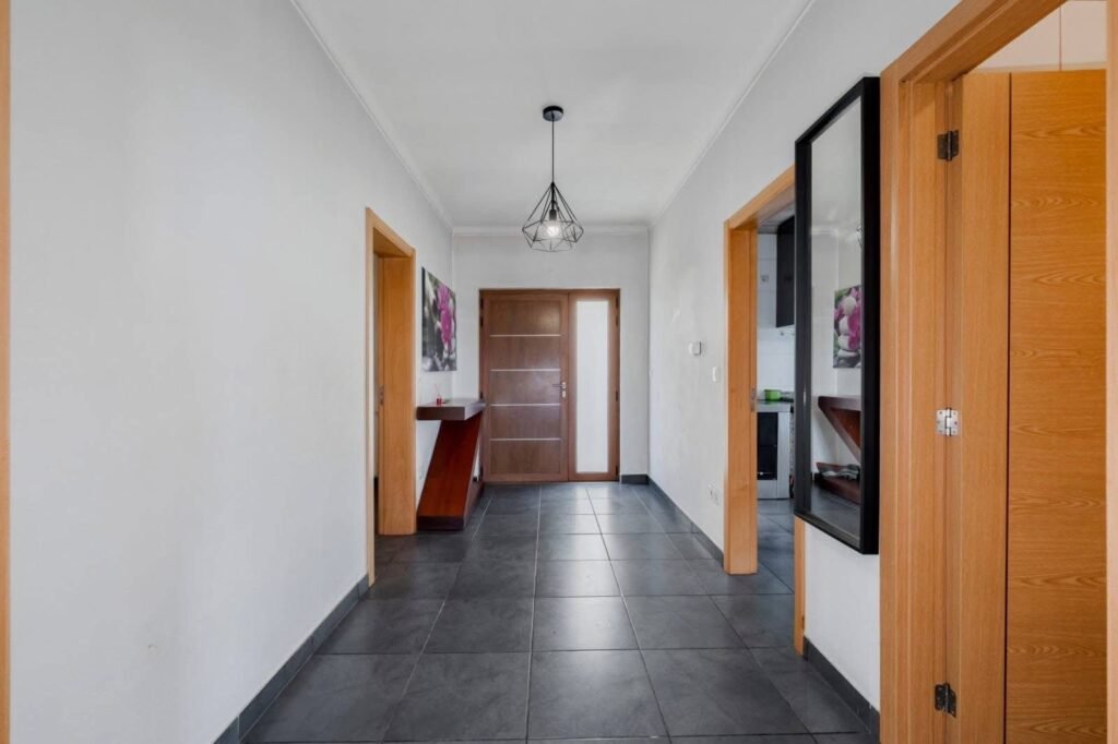 2751F1F2-FB7F-4179-BD20-A90DB974E9D7