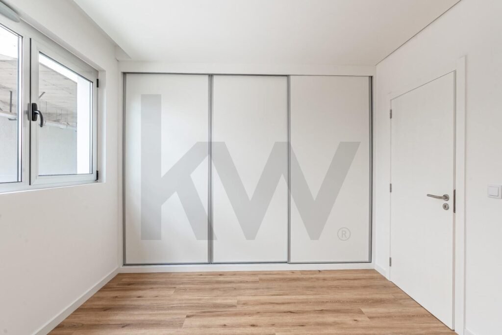 2A05F064-BDE5-47E5-9FB3-C1CA1960675E