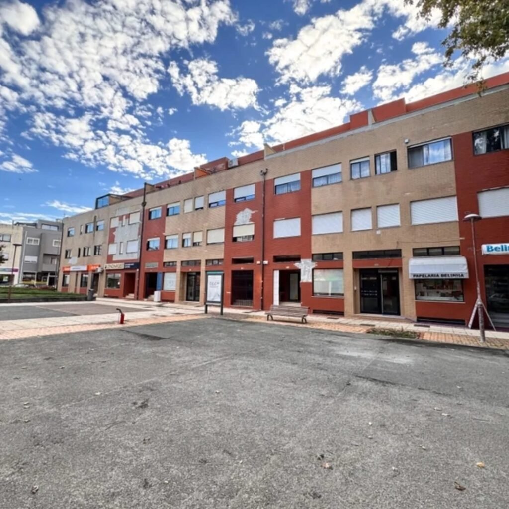 30A1BFA4-0F68-4E60-BE40-6564F3D872C7