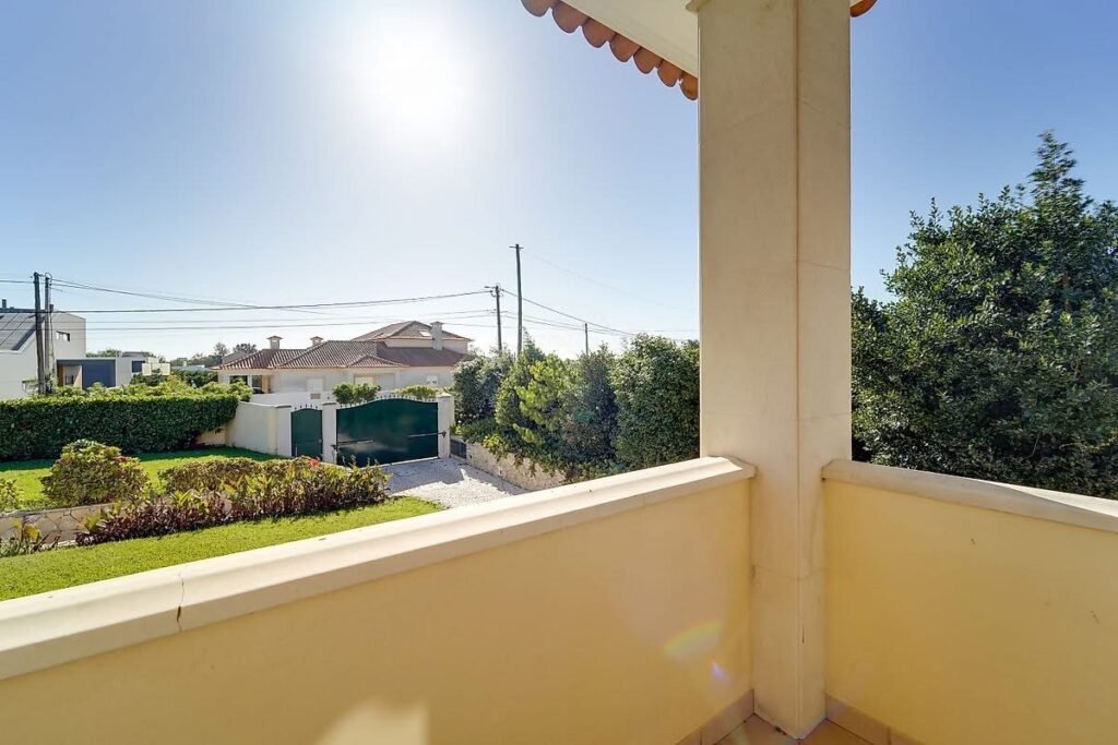 30D2DF24-BC05-415F-A68C-EC2DF4F943DE