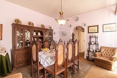 3F276F3E-EF5A-4235-959E-4966636C1DE6