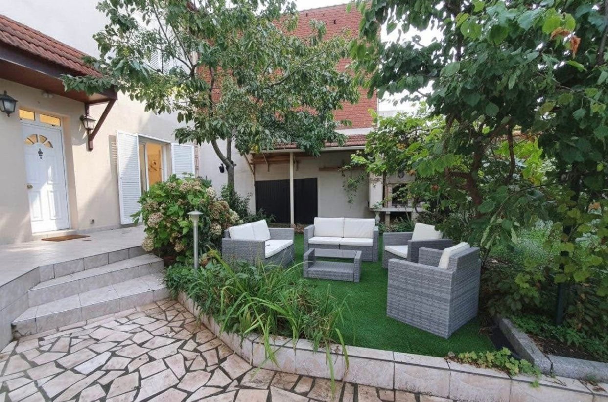 Charming 6-rooms house for sale in Pierrefitte-sur-Seine, France