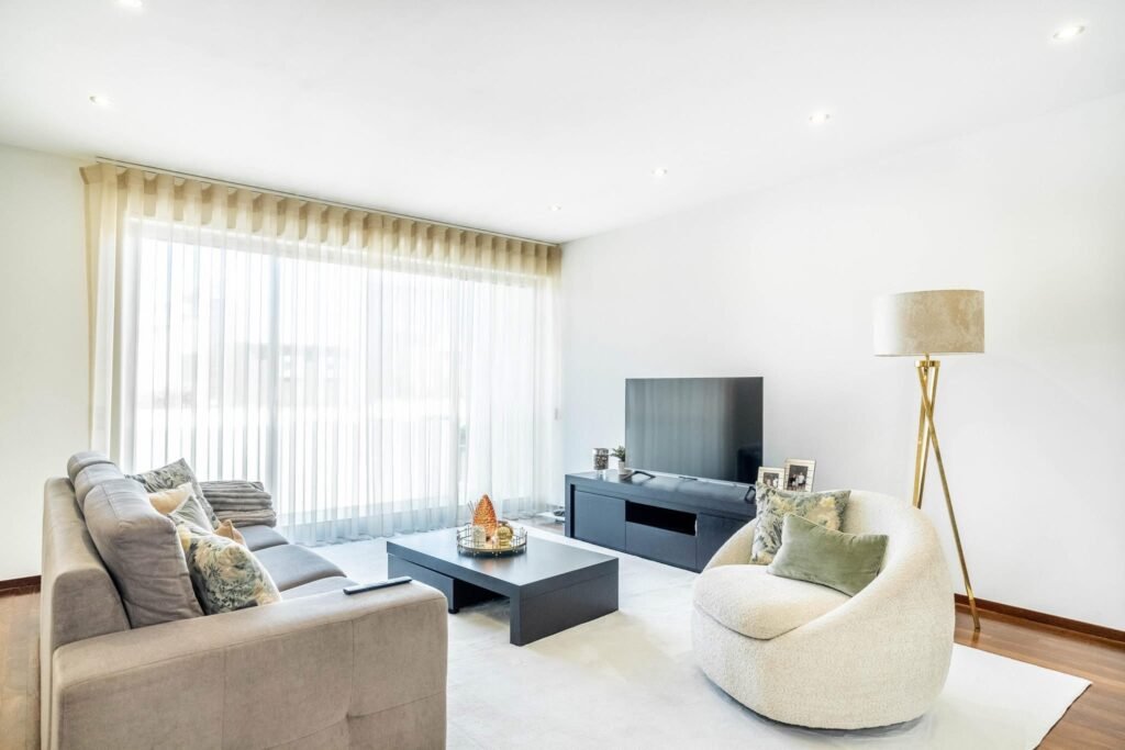 4CD900D4-1EB5-4DF0-8E6E-4C92FBA6AA13