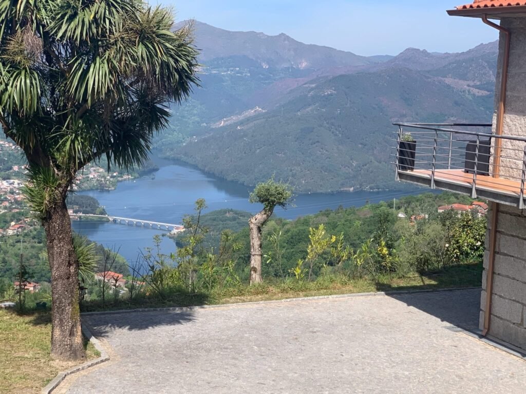 523B2E9E-EEC4-4E0A-B722-BE6D9FCB79C9