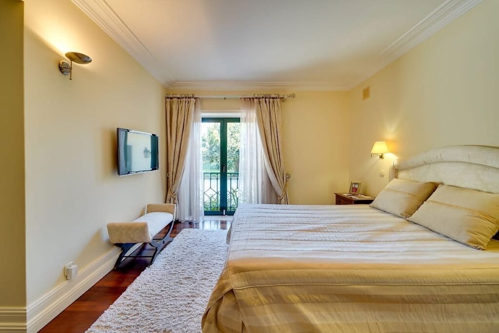 54EC3852-BCF9-4F56-ABB4-AA71B66CED8A