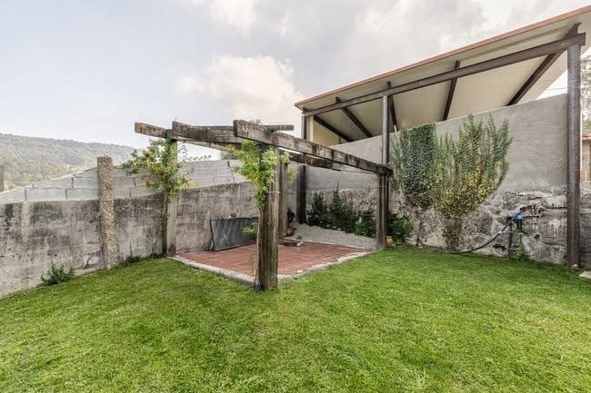 6550912F-777D-4851-945C-52BAE2633ABF