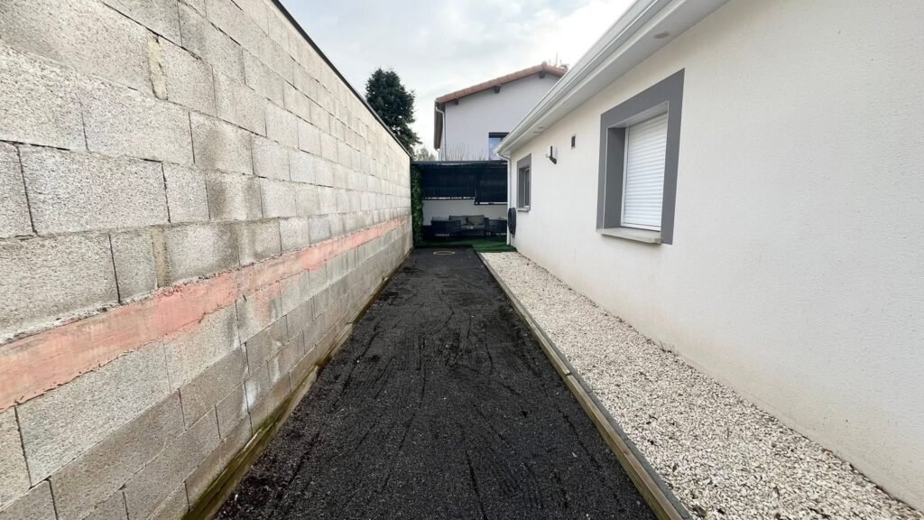 658921B0-6F97-4B8F-9FF8-19EC523B03B6