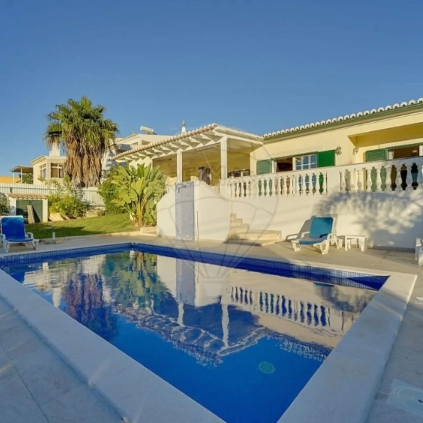 Magnificent 4-Bedroom Villa With Pool for Sale in Portimão, Faro, Algarve, Portugal