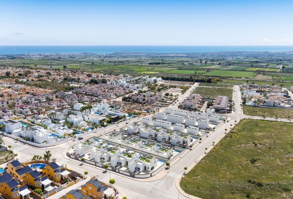 6CC87DFC-2DA7-4B68-BD98-C8ACF3AE8228