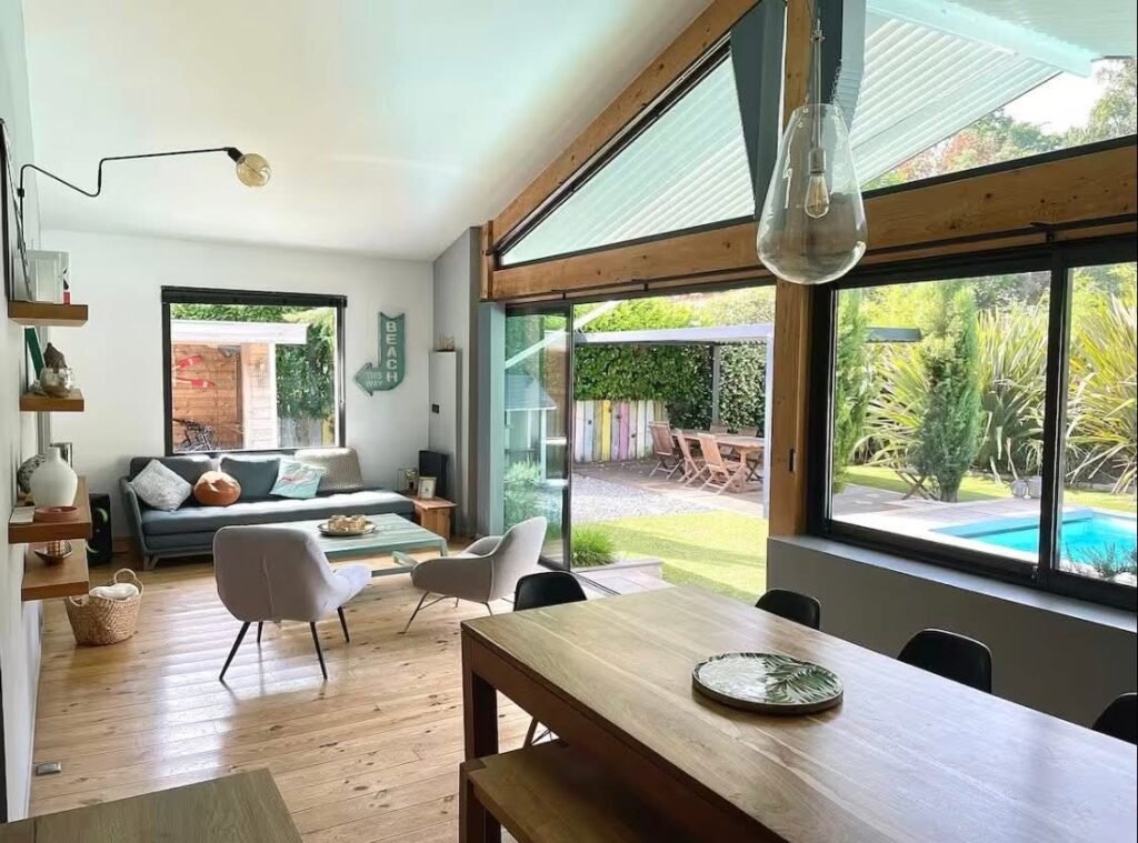 6FF2C12C-E385-4DC0-8A5D-23D08214292E