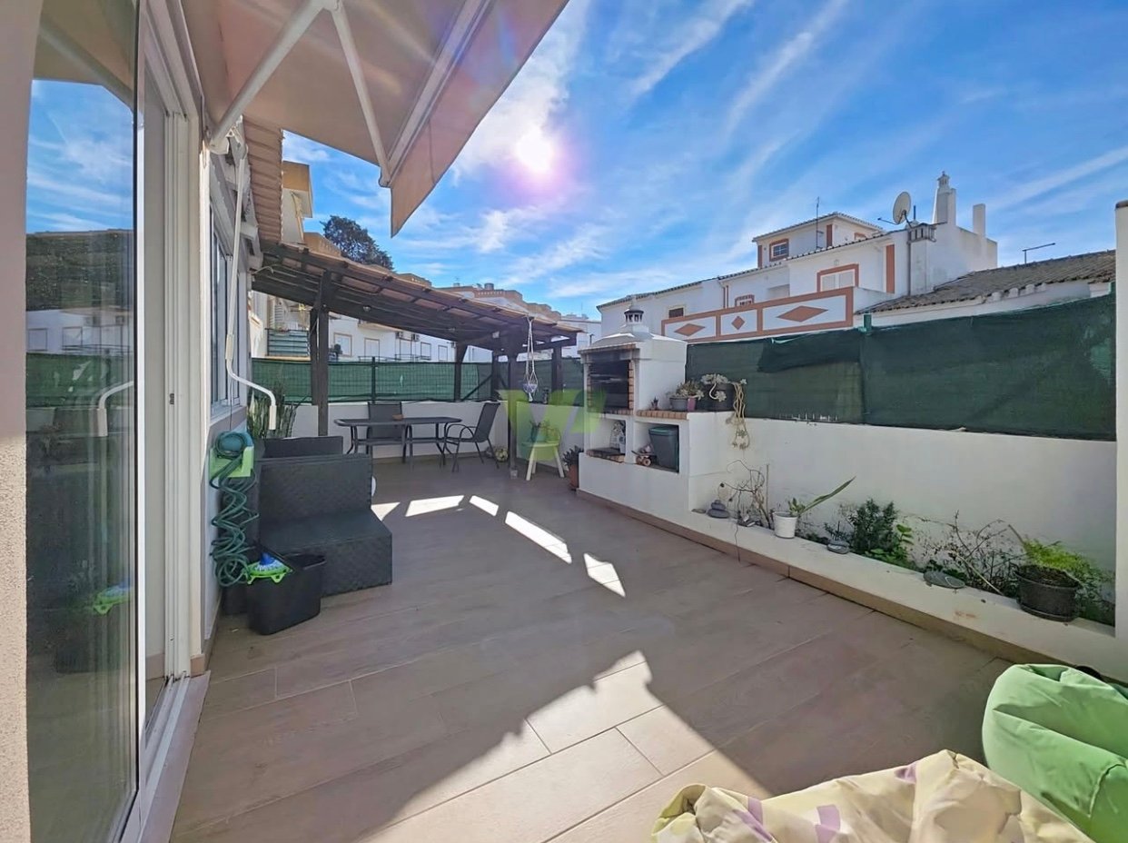 Modern Villa for investment in Bemposta, Portimão, Faro, Portugal