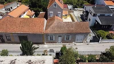 7220E6F9-CF3A-44B4-ADF9-3D0F5B658C2A