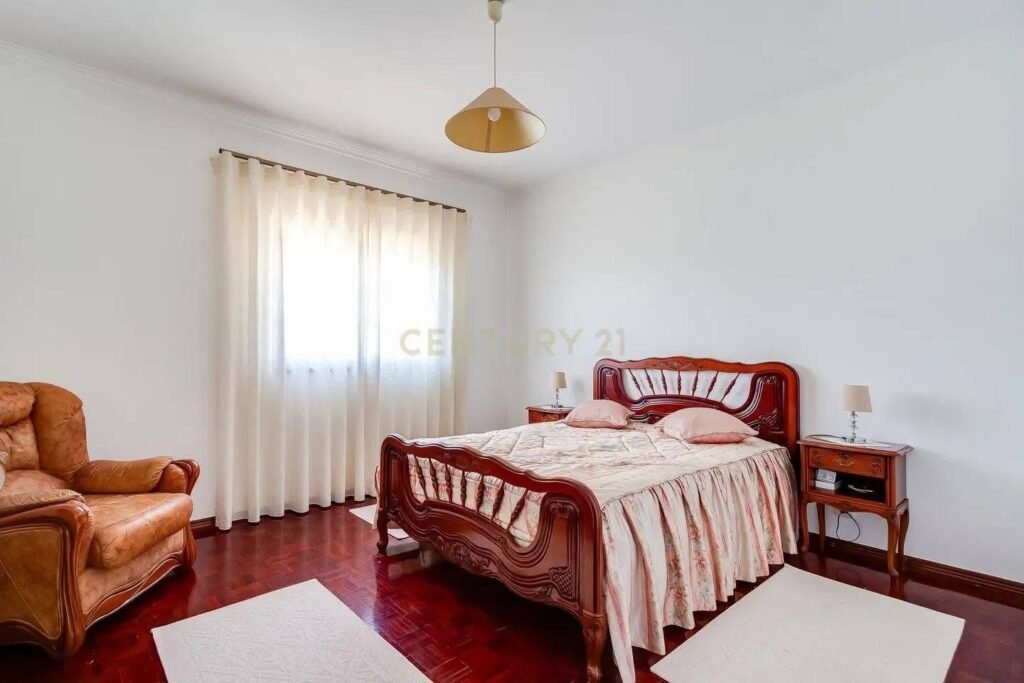 731373BA-6F5E-4281-97F1-F15CC94AA361