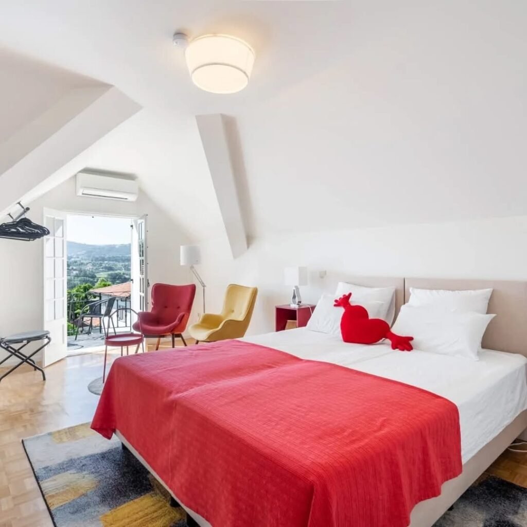 7FD1042D-1D44-4D04-830F-A17211772823