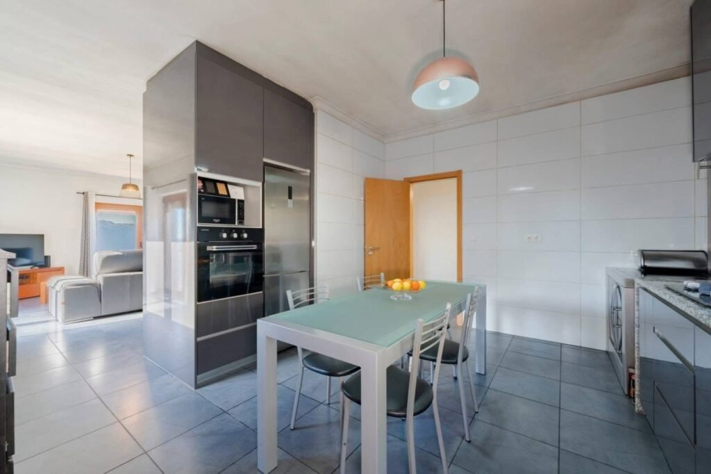 80E97BC3-9674-444E-BAAF-8C6A7426A750