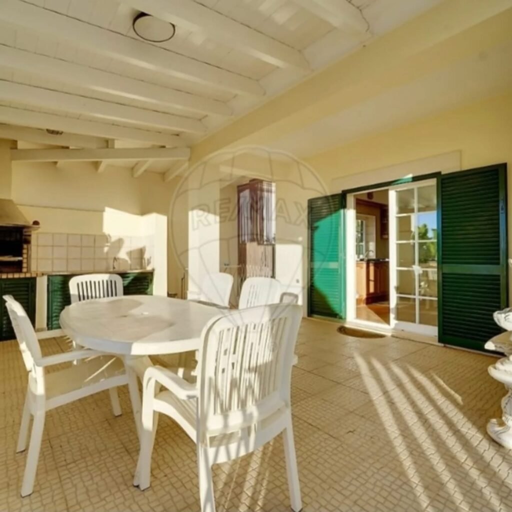 8785CC7F-F86F-425C-ABCC-5AC2C6E7257E