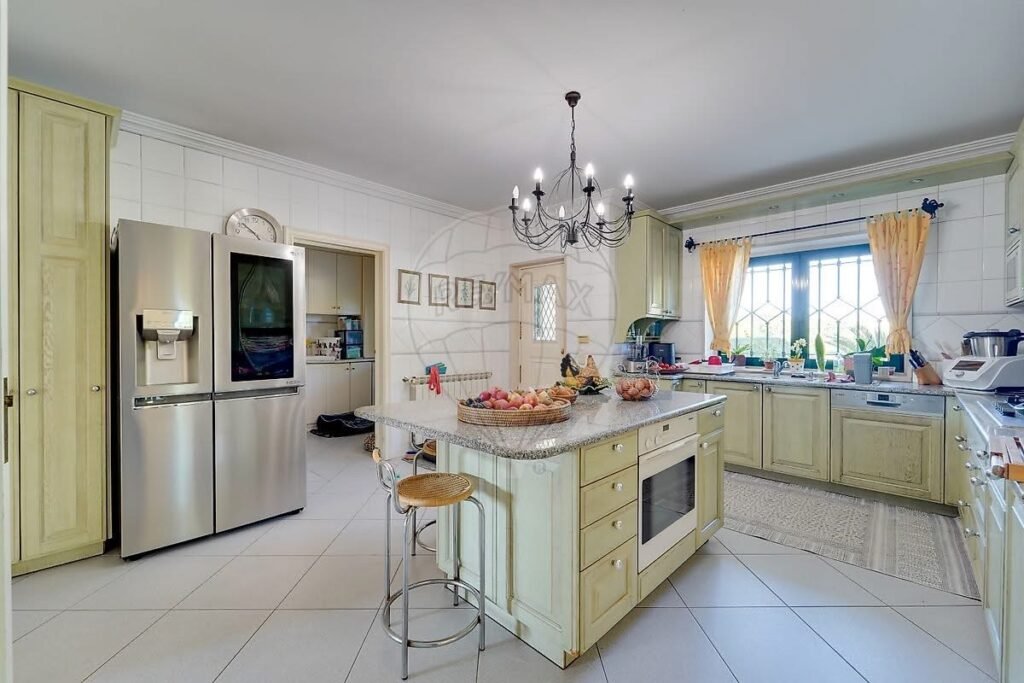 A282C181-E9D4-43A0-9C48-FFFD31D1F4C1