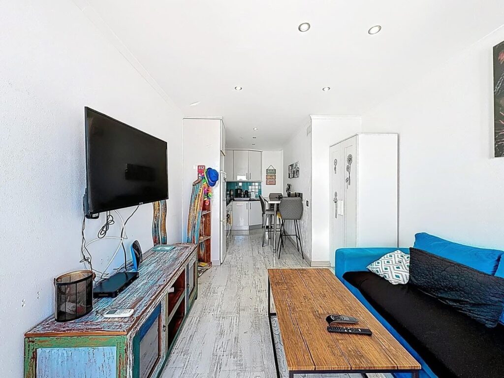 A44C58CA-4194-4644-89CA-A310D360A11B