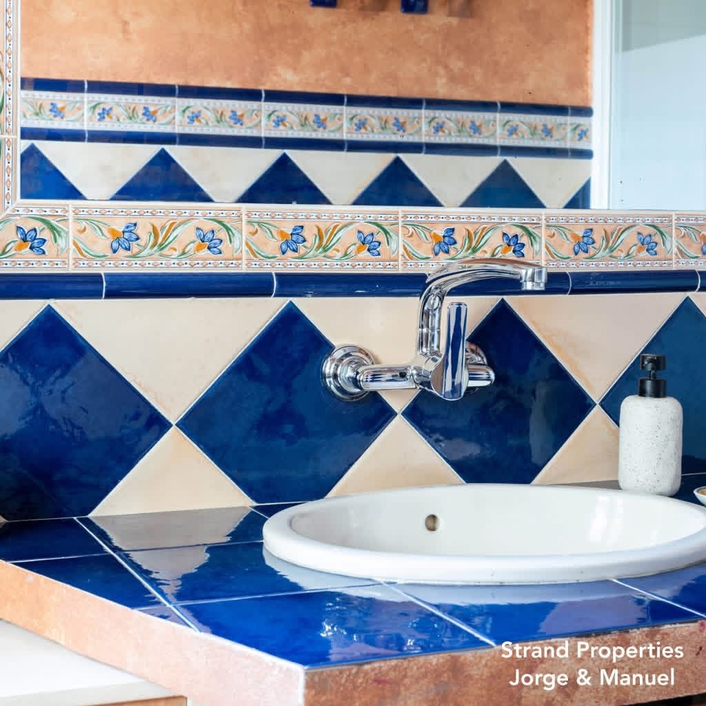 A9FB3B17-8027-45F2-B917-05BB94D2052D