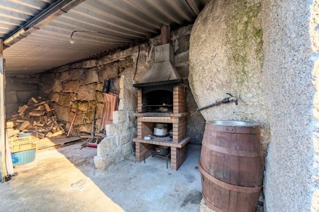 AD859C7E-8F6E-4812-88F9-D95BCB301CA9