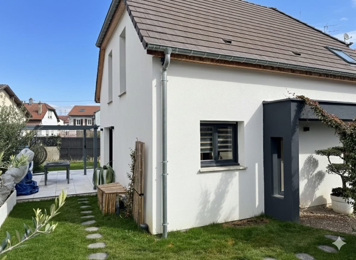 3-bedroom house in Cernay, France
