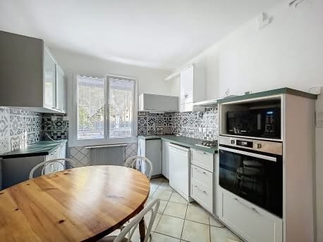 B4BDD984-1FD1-4A47-B57D-B7803604396D