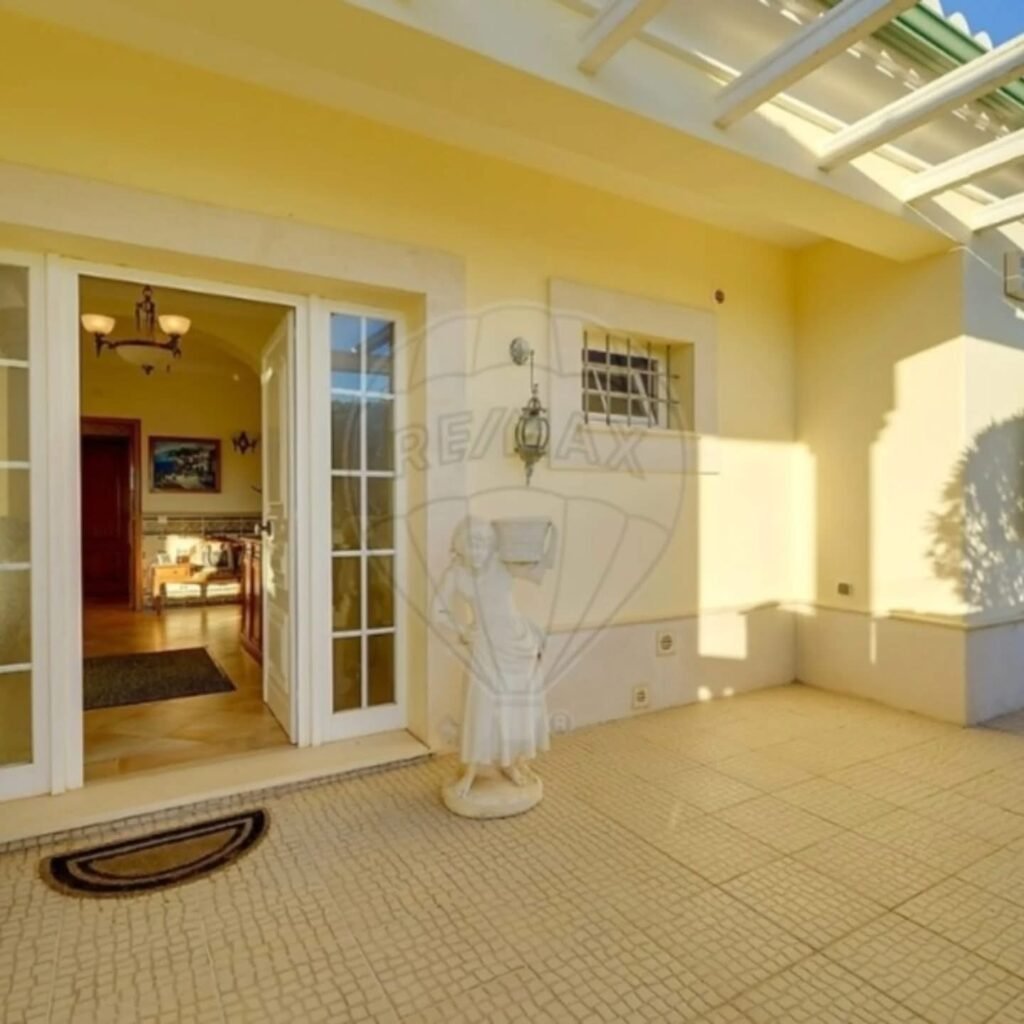 BB05D9C4-CAE0-492B-95C6-A9153832C3C7