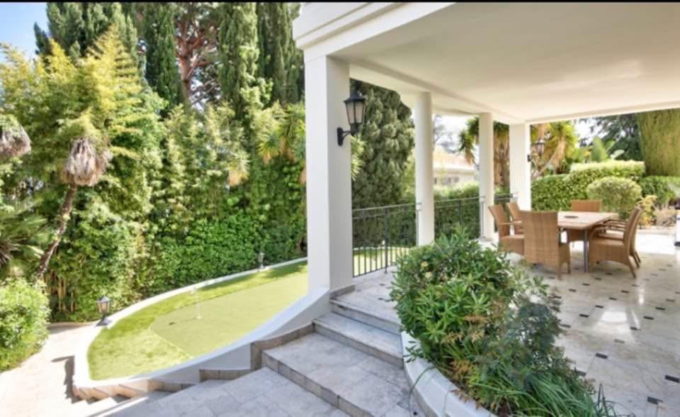 French Riviera Villa for Sale in Beaulieu-sur-Mer, France