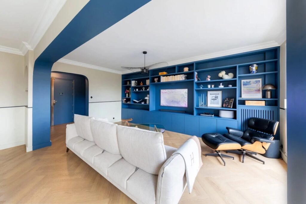 BD7878DD-B7E8-4EE6-B23D-77555666813F