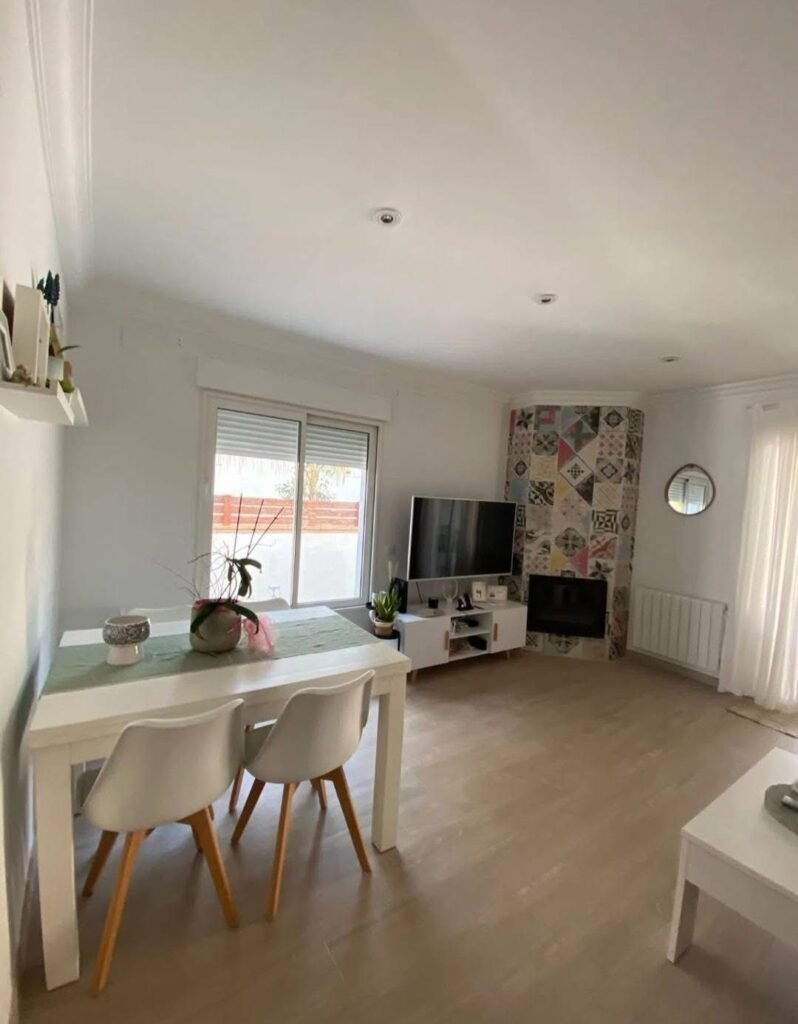 BFFC8E9A-15DC-4081-A8BC-2820DE7CC4D2