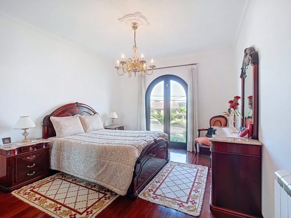 C170A4C2-985B-4173-913E-D46A81B8C054