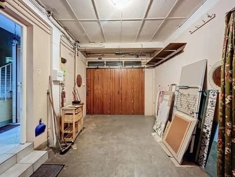 CCBF998D-B33C-4C57-A2DD-2B49C87C3A71