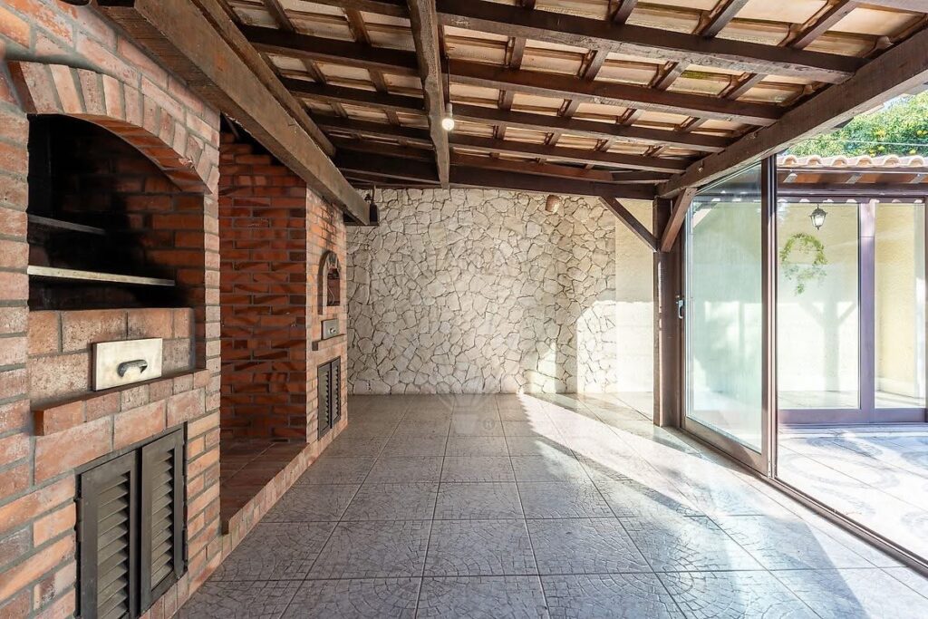 D3F1C3D9-168E-4593-9B55-15DFD194E4D3