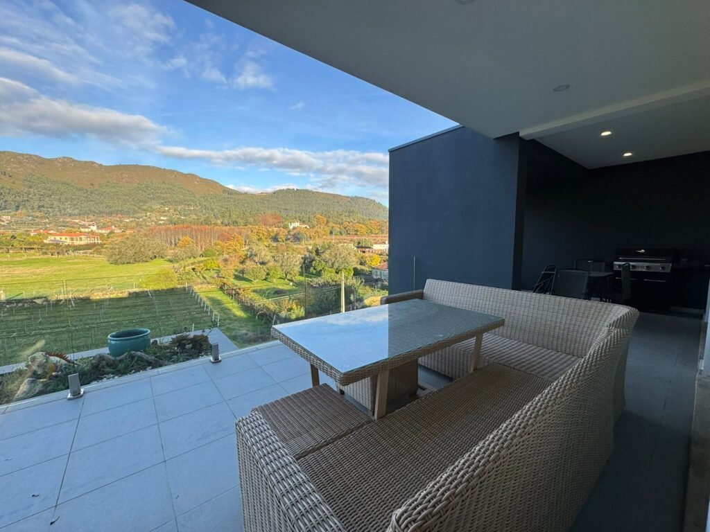 D479169A-95DC-4AC6-AAA1-9345C98CD434