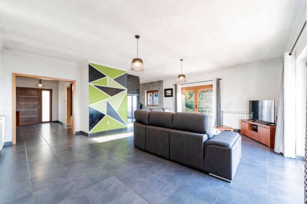 DA43227F-D78C-4C34-ACE3-E165A130C679