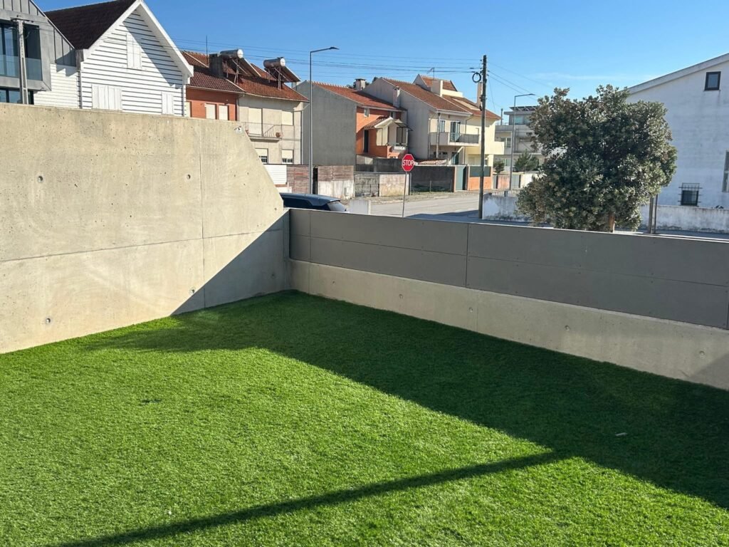 E5F194A3-D9AB-4BEB-B8DA-41ACEB205139