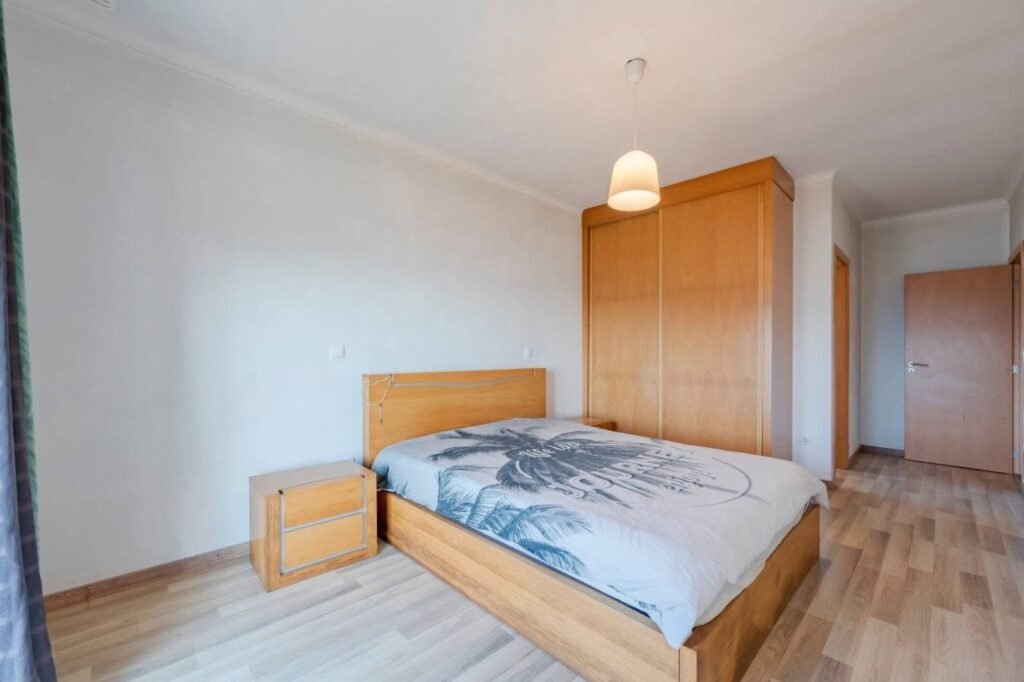 E7F72A3F-0E0B-44DA-AA83-595879E955D6