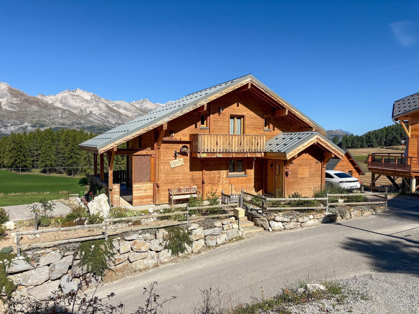 Chalet in La Joue du Loup, France