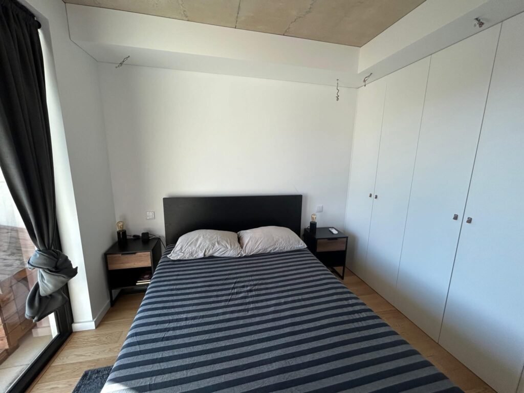 F2AD2AF2-9AB3-4729-9127-9D2501657B77