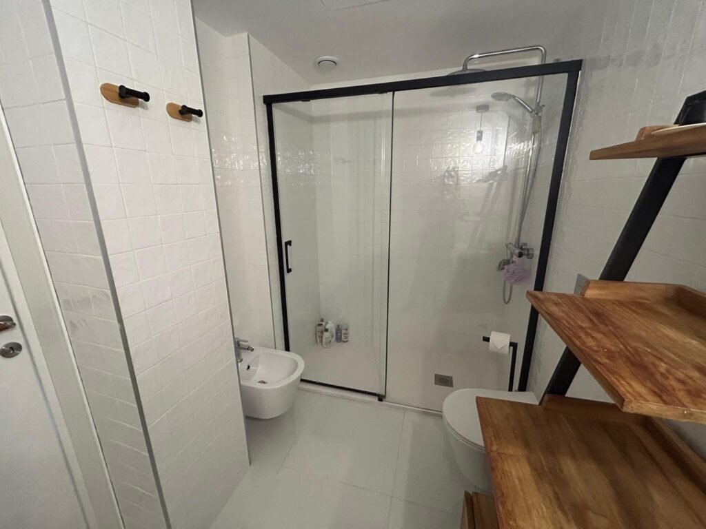 F7D7168F-5E77-4901-9CBE-4C2CCAE1C08D