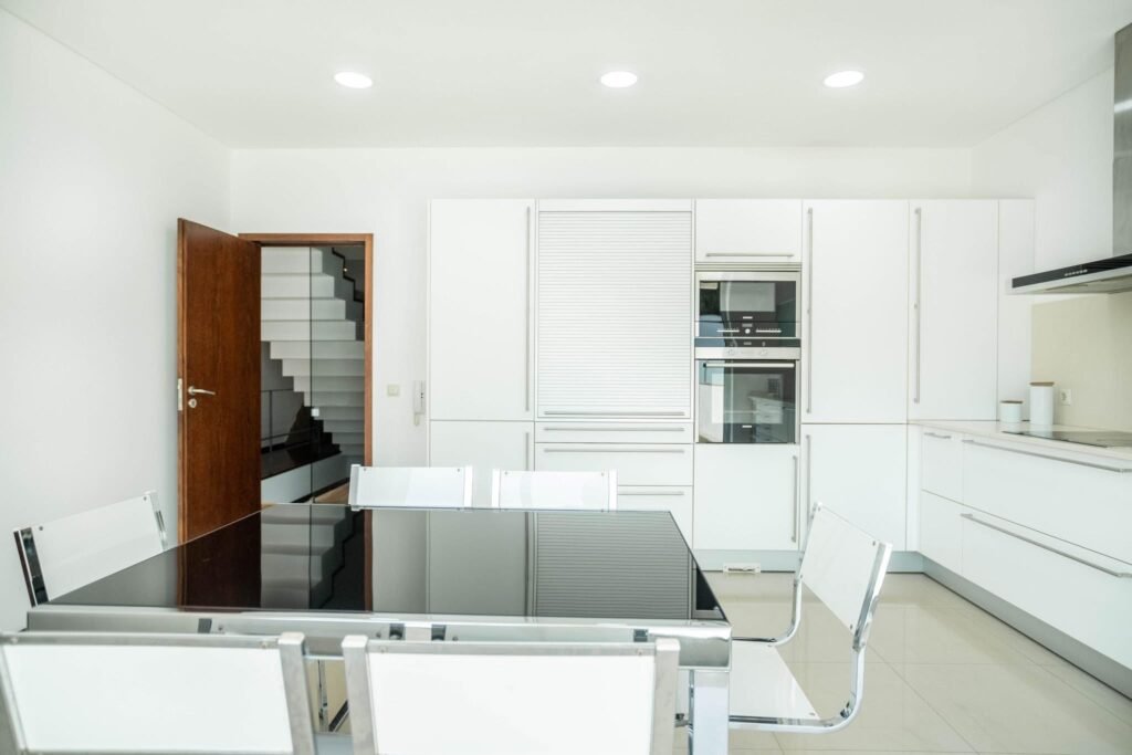 FB737262-2CC6-4FA8-AEBB-48BFFCE3E7A5