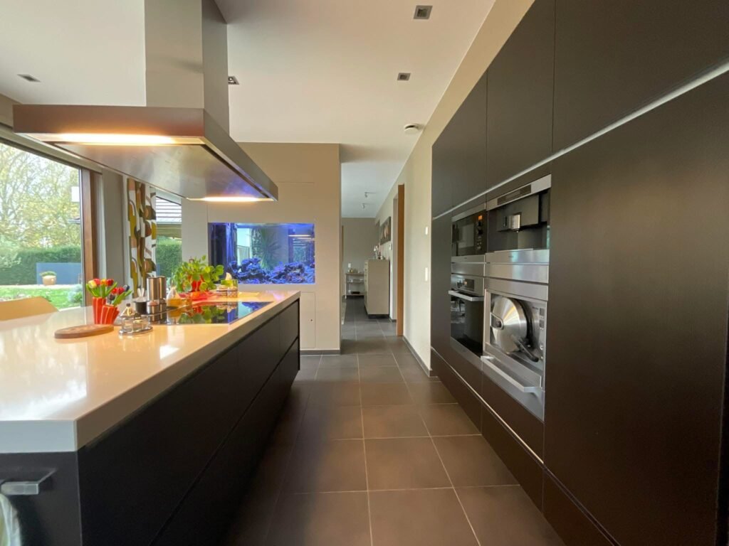 011556AA-7760-4266-AC34-489200AE596F