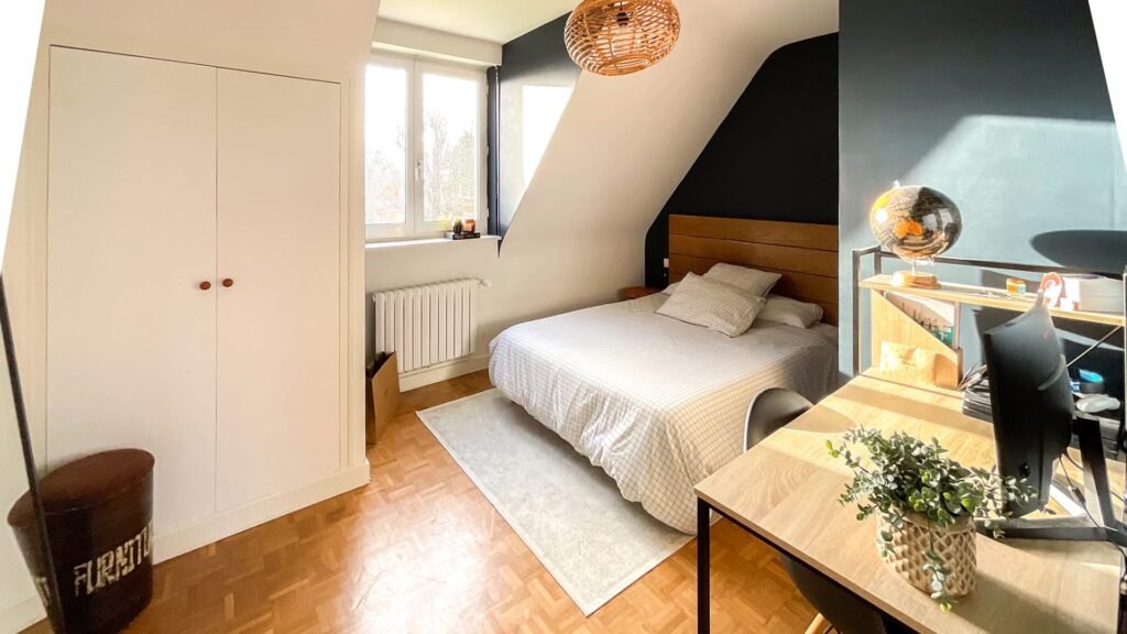 043AC655-BA14-42A8-A741-F7FA18144F84